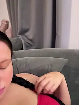 BrunetteBaddie18 online show from September 11, 8:53 pm