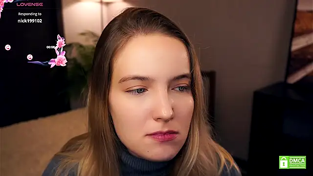 HongTomczak online show from October 7, 7:49 am