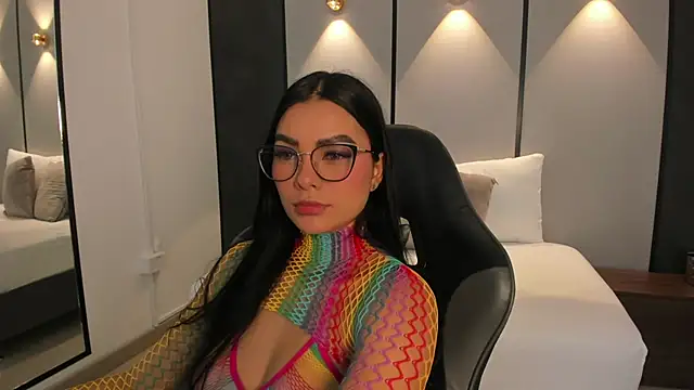 emily tolson online show from June 4, 8:37 pm