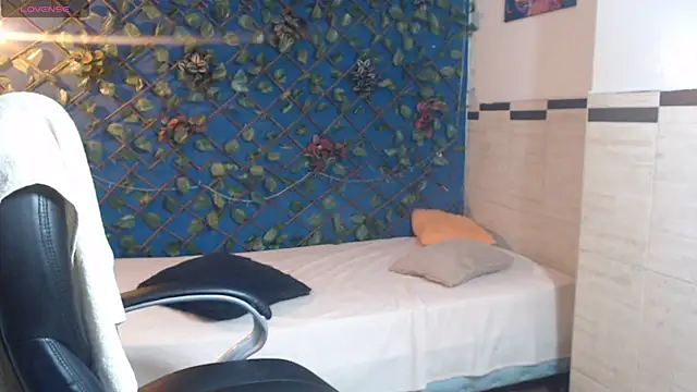 whitebull2606 online show from September 16, 12:28 pm