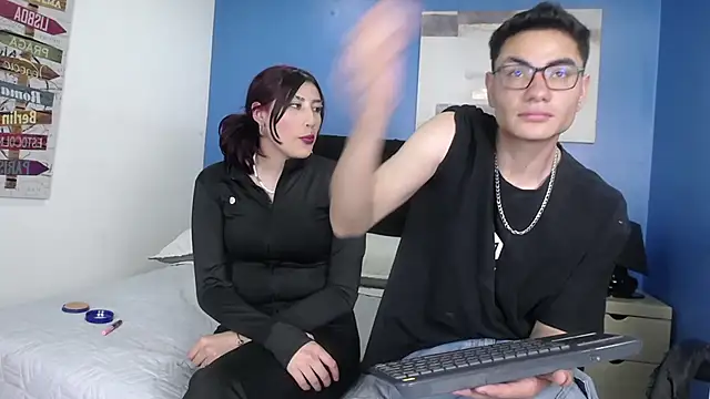SecrettLoverss online show from September 17, 4:58 am