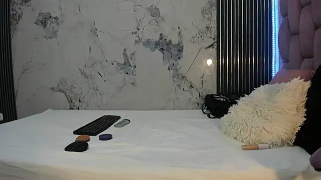 Snapshot of Mia_Duarte1 chatting on October 24, 7:32 pm Mia Duarte1 online show from October 24, 7:32 pm