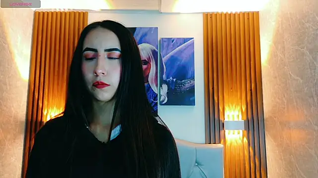 Sophi Thaylorr online show from September 20, 1:01 pm