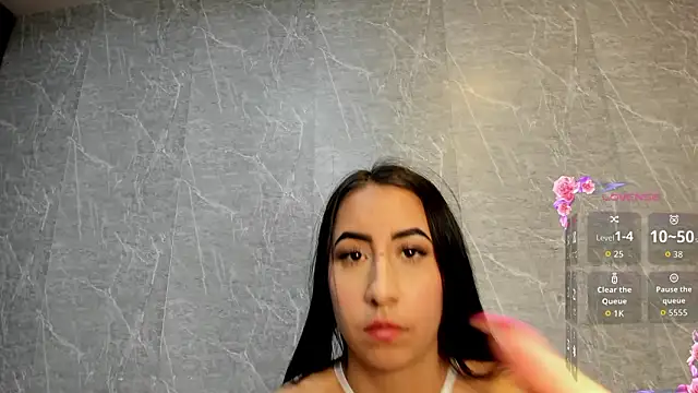 Sophi Thaylorr online show from March 19, 1:37 pm