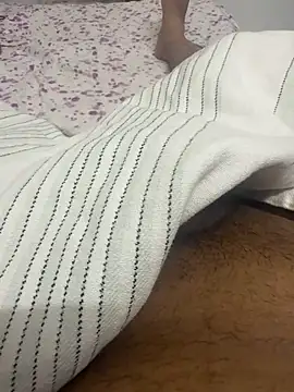 Honeyxoxx online show from April 21, 7:28 pm