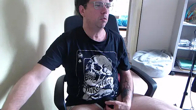 blueandwhite1 online show from April 29, 2:21 pm