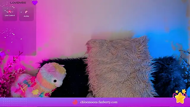  chloe moons  online show from September 22, 8:00 pm