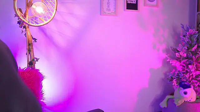  chloe moons  online show from November 21, 7:34 pm