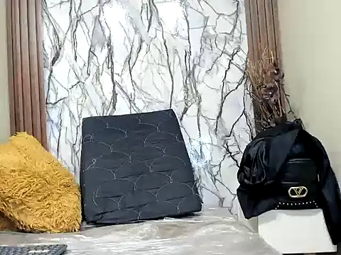 teilor dreamse online show from September 15, 3:17 am