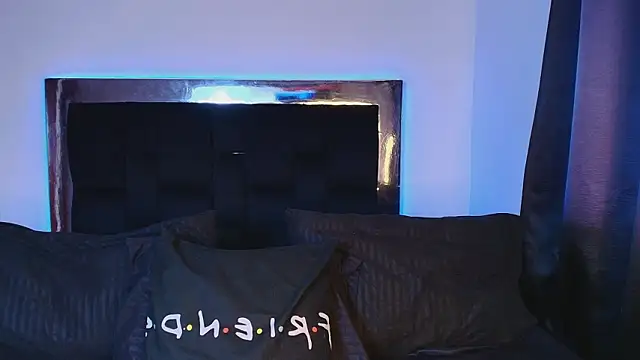 madisonwalkeeer online show from February 13, 6:26 pm