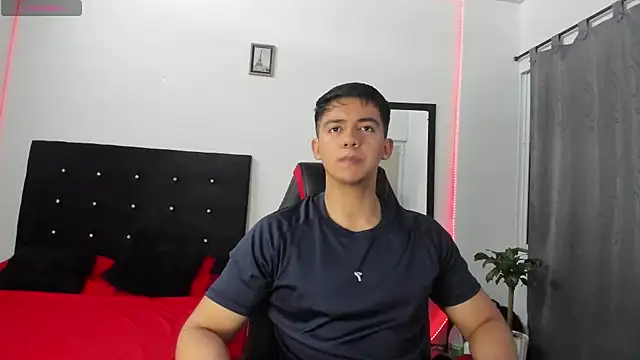 TheonXxs online show from September 17, 7:04 pm