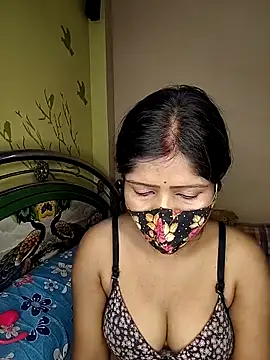 Love143A online show from March 23, 3:32 am