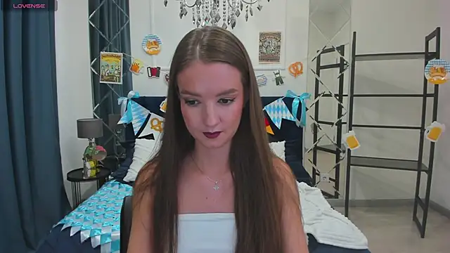 LoraSunnyy online show from October 2, 7:37 am