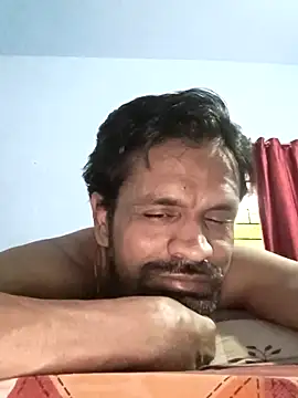 Snapshot of Mr_xxx007@xh chatting on April 14, 12:22 pm Mr xxx007xh online show from April 14, 12:22 pm