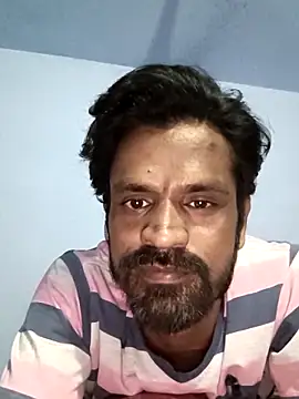 Snapshot of Mr_xxx007@xh chatting on April 26, 2:37 pm Mr xxx007xh online show from April 26, 2:37 pm