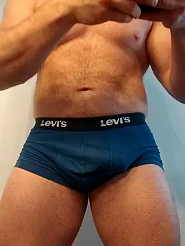 AlphaGymMale online show from October 2, 10:00 am