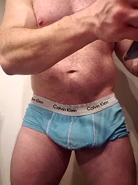 AlphaGymMale online show from December 14, 12:27 am