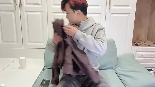 STxuguanhan online show from October 20, 9:32 am