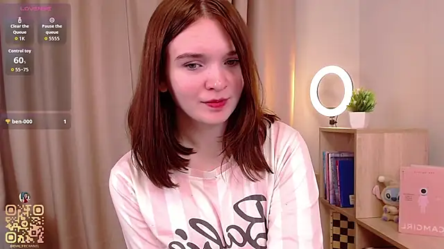 EvaJackson111 online show from October 11, 2:15 pm