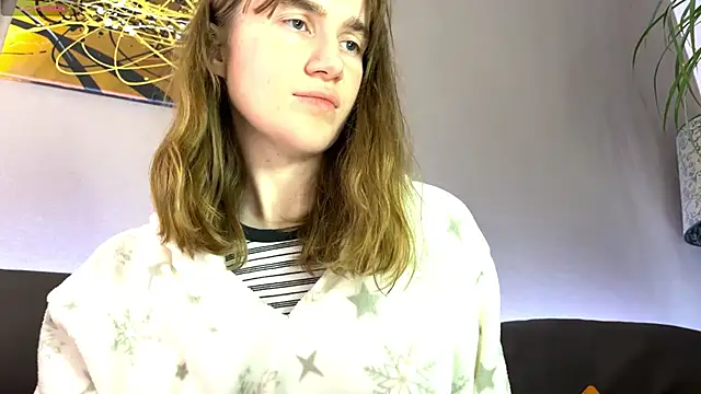 velina   online show from October 24, 8:27 pm