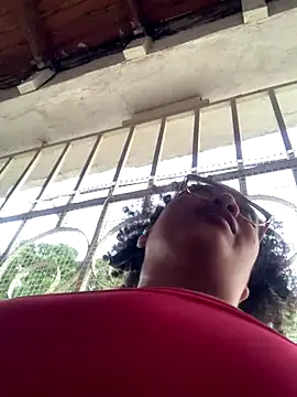 Snapshot of Yera_brown69 chatting on November 2, 10:01 pm Yera brown69 online show from November 2, 10:01 pm