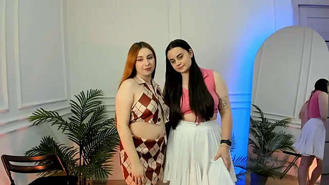Snapshot of SBella_Sweet chatting on September 9, 5:01 pm SBella Sweet online show from September 9, 5:01 pm
