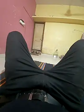 Snapshot of choot_paglu chatting on October 12, 1:43 pm choot paglu online show from October 12, 1:43 pm