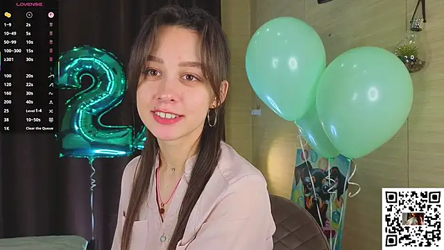 VineciaDestors online show from October 13, 5:46 pm