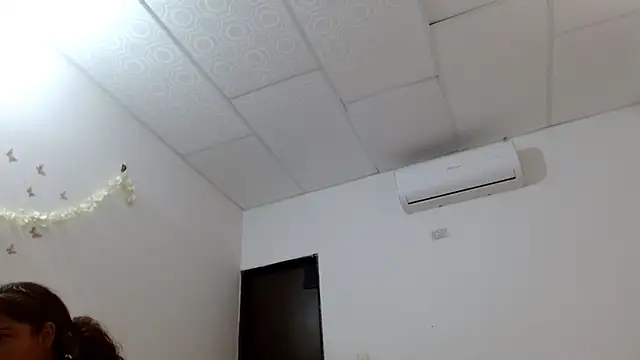 69smallstar online show from November 10, 7:13 pm