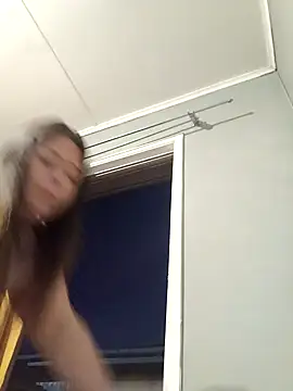 tudiablitalitabellaaa online show from November 8, 12:00 am