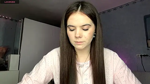 Lia rise online show from March 30, 3:57 pm