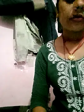 Snapshot of Hot_tin74 chatting on September 29, 5:29 pm Hot tin74 online show from September 29, 5:29 pm