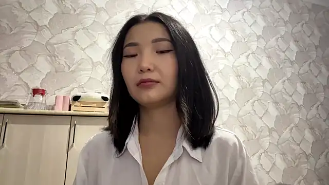 BernardinaKnoy online show from September 20, 3:35 pm