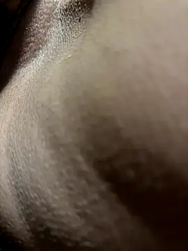 Snapshot of Fine10ne chatting on November 29, 7:22 am Fine10ne online show from November 29, 7:22 am