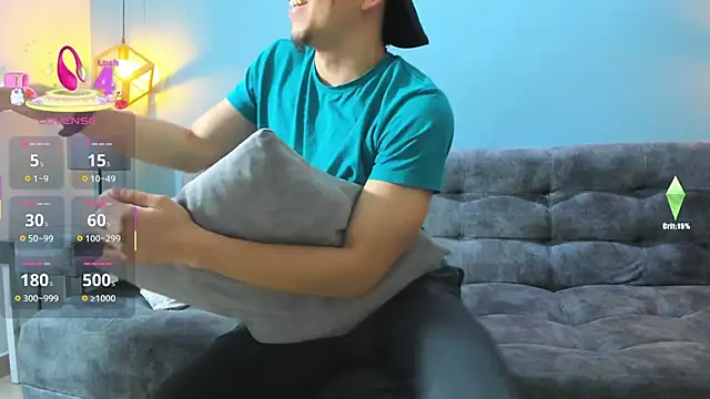 Snapshot of Eross_Santy chatting on October 19, 12:28 pm Eross Santy online show from October 19, 12:28 pm