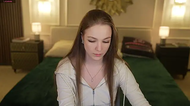 Snapshot of Ella_054 chatting on February 27, 12:10 am Ella 054 online show from February 27, 12:10 am