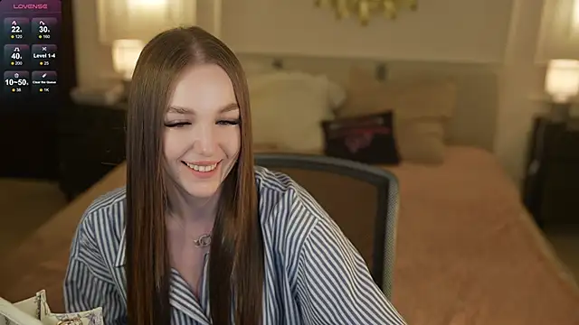 Ella 054 online show from June 2, 2:30 pm