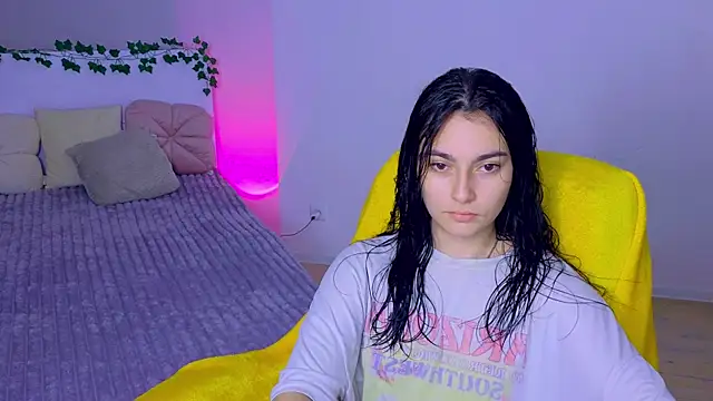 Snapshot of Andres_sssss chatting on September 24, 9:07 pm Andres sssss online show from September 24, 9:07 pm