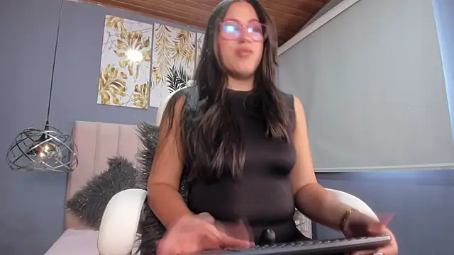 Karoline21 online show from September 14, 1:43 pm