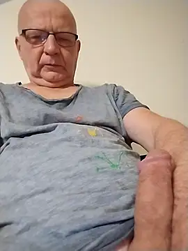 Zeigegeilehure online show from December 16, 6:51 am