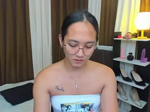 URHottestAngel online show from October 10, 4:50 pm