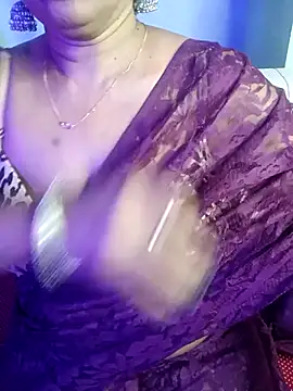 Snapshot of monaa-darling chatting on November 13, 5:45 pm monaa-darling online show from November 13, 5:45 pm