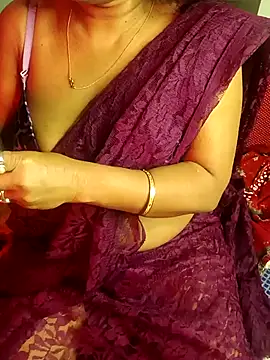 Snapshot of monaa-darling chatting on November 22, 6:18 pm monaa-darling online show from November 22, 6:18 pm