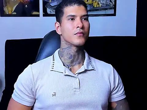 Snapshot of jiro_kenji1 chatting on March 3, 7:42 pm jiro kenji1 online show from March 3, 7:42 pm