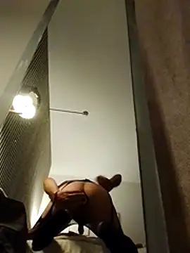 WindyMovement543 online show from December 17, 10:05 pm