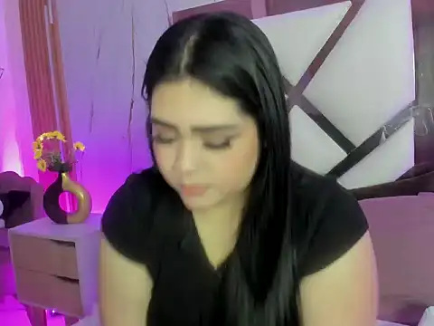 Snapshot of im_bunny__ chatting on February 18, 11:28 am im bunny online show from February 18, 11:28 am