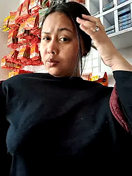 Snapshot of Alessandraa- chatting on October 25, 4:13 pm Alessandraa- online show from October 25, 4:13 pm