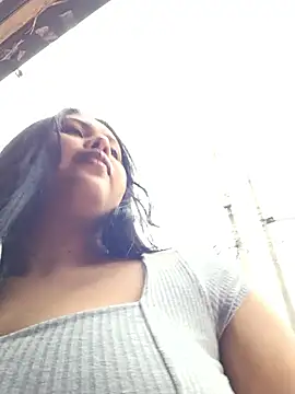 Snapshot of Alessandraa- chatting on October 31, 7:37 pm Alessandraa- online show from October 31, 7:37 pm