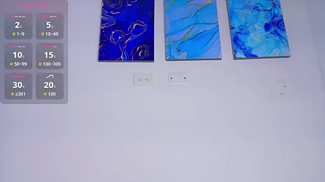 Snapshot of PaolaThompson chatting on October 31, 12:50 pm PaolaThompson online show from October 31, 12:50 pm