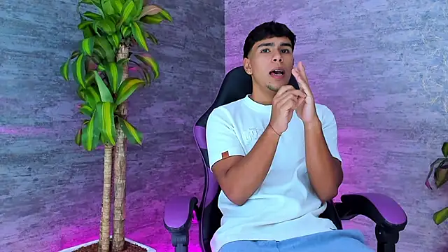 Snapshot of CHR58_ chatting on September 10, 11:27 pm CHR58  online show from September 10, 11:27 pm